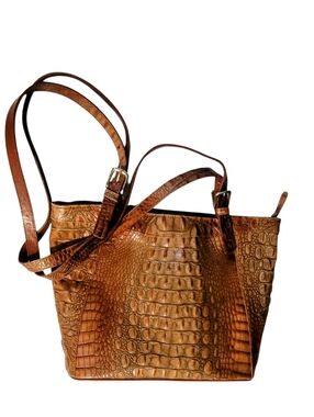 Brown Croc-Embossed Leather Shoulder Bag - Stylish Everyday Carry